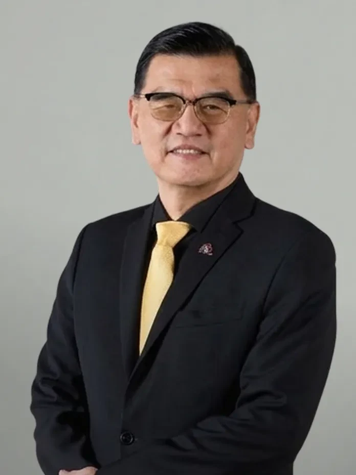 Mr. Montri Mahaplerkpong