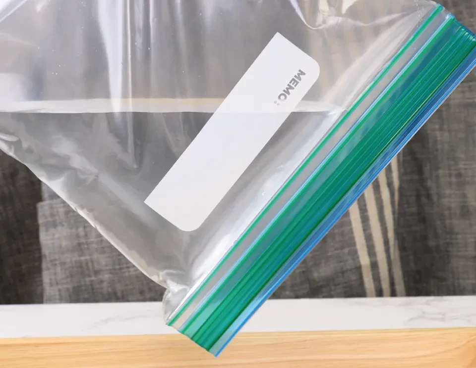 Leak-proof Zipper Profile